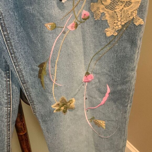 Artist Custom Made Embroidered Jeans - Picture 4 of 7